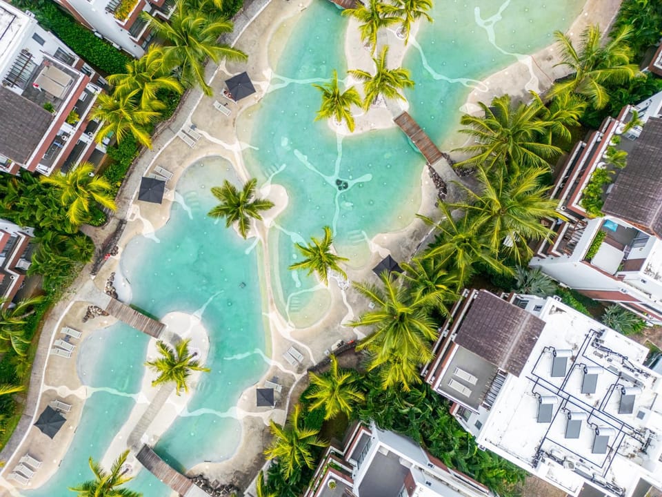 Bird's eye view, Pool view, Swimming pool, sunbed