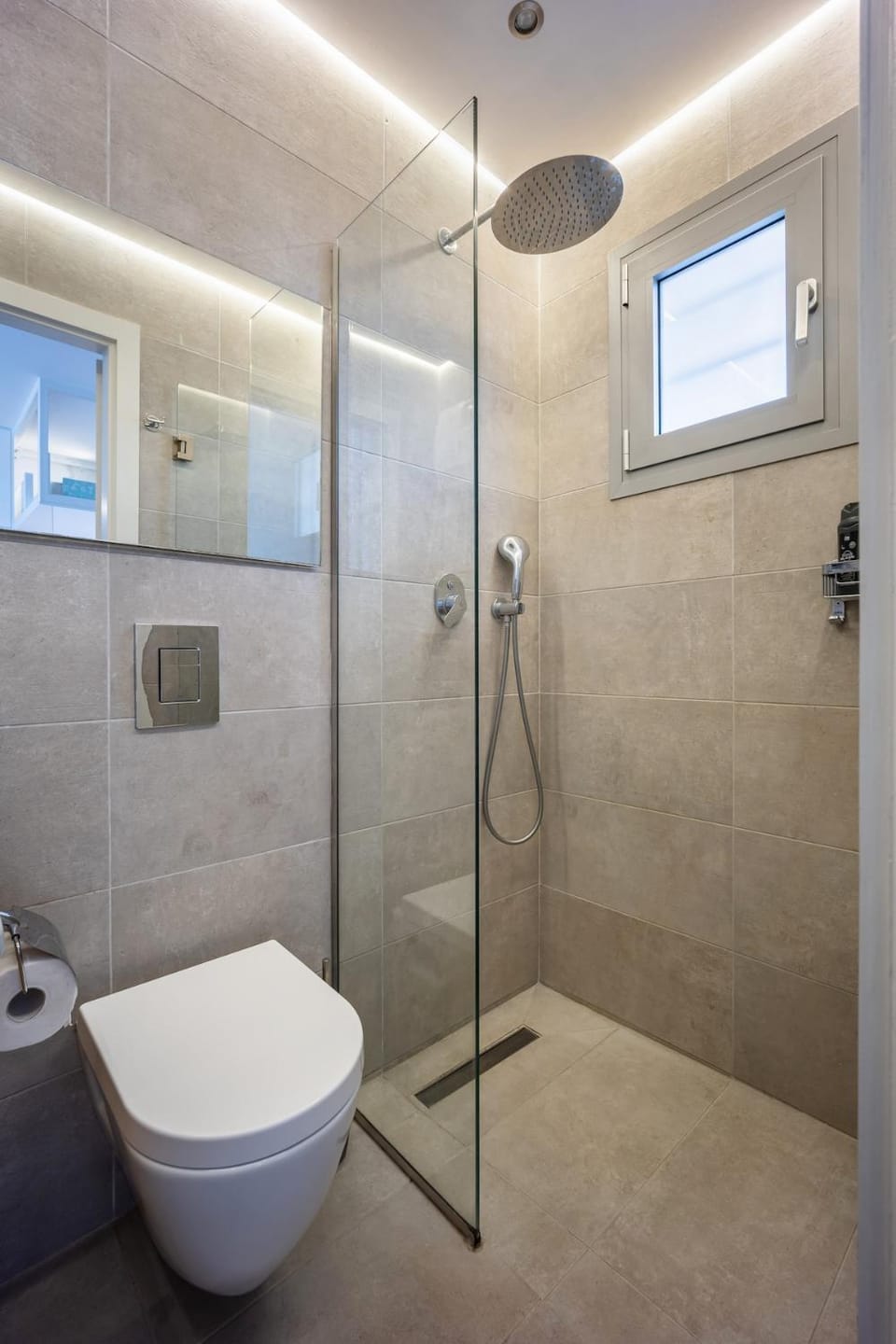 Ioli Seafront Hideaway by Porto Rafti Marina Apartment in East Attica Regional Unit, Greece