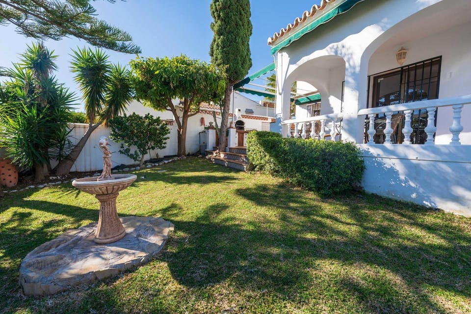 Villa Descartes Villa in Axarquía