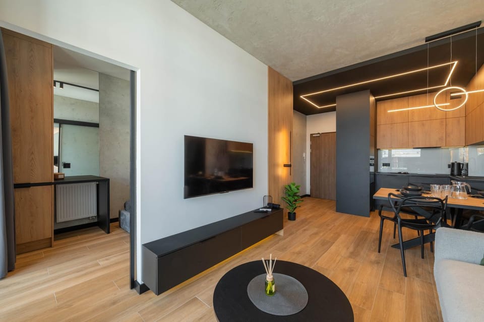 Kitchen or kitchenette, Living room, Seating area, Dining area