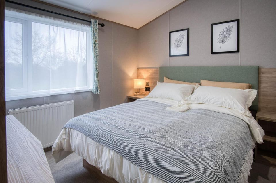 Carn Springs Lodge - 3 Bed - Devonshire Dr - Tenby Chalet in Saint Florence