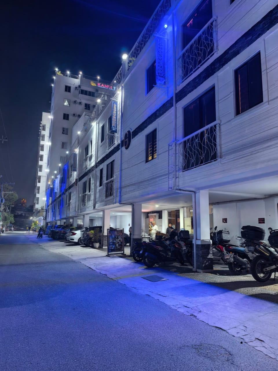 Cozy Home for Travelers Airport & Malls Nearby Apartment in Angeles
