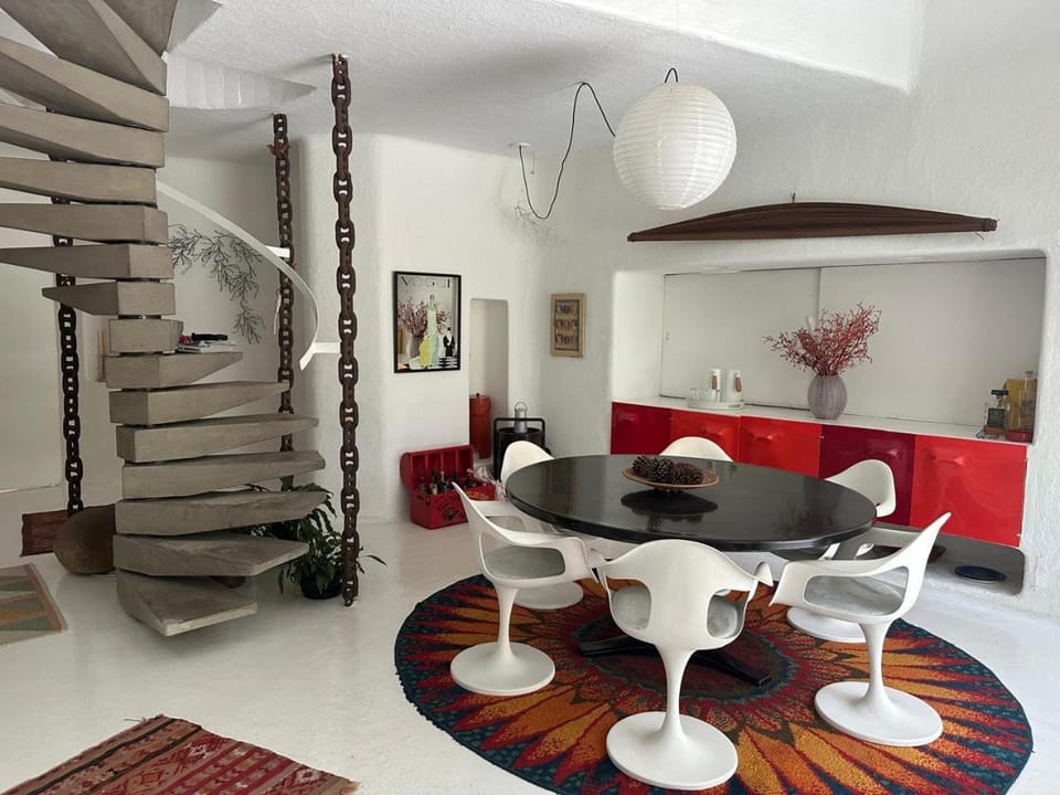 Casa de arquiteto a 100 mts da Praia de Pernambuco House in State of São Paulo