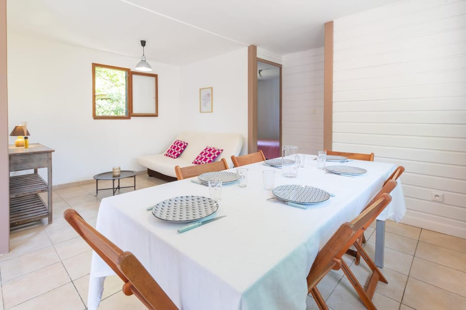 Case di Mare Chalet Bougainvillée Chalet in Corsica