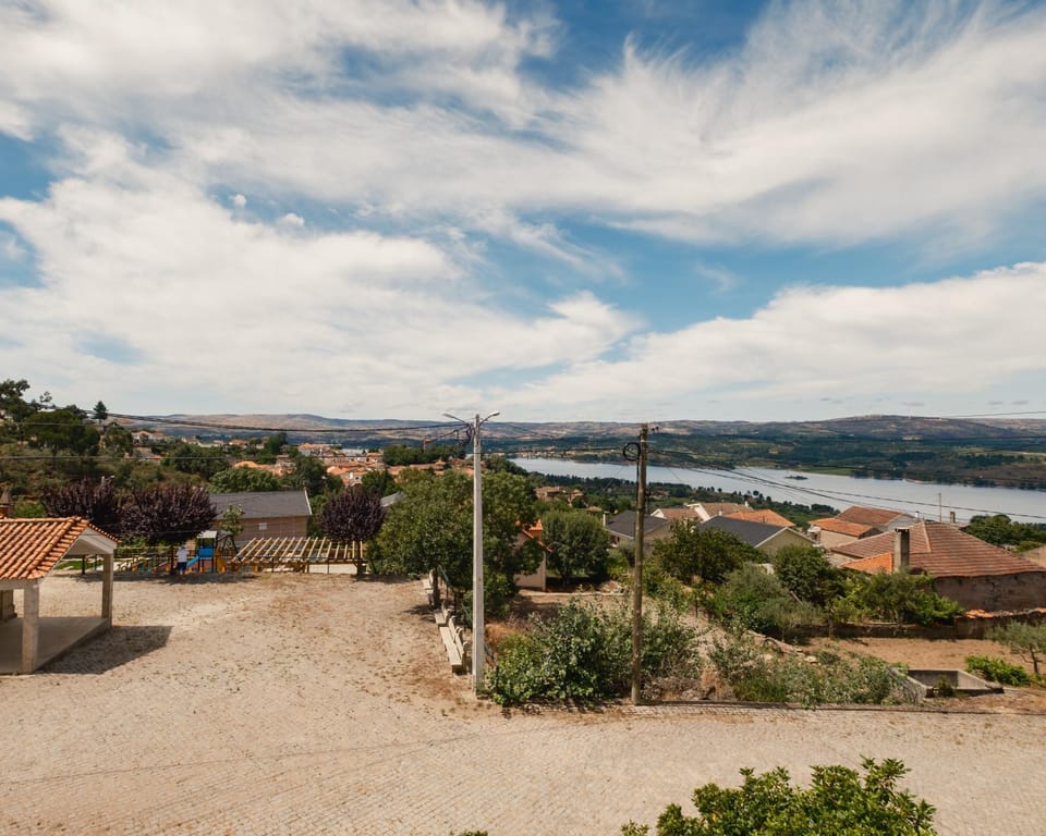 Casa Bela Vista, Traditional Portuguese Countryside House House in Portugal