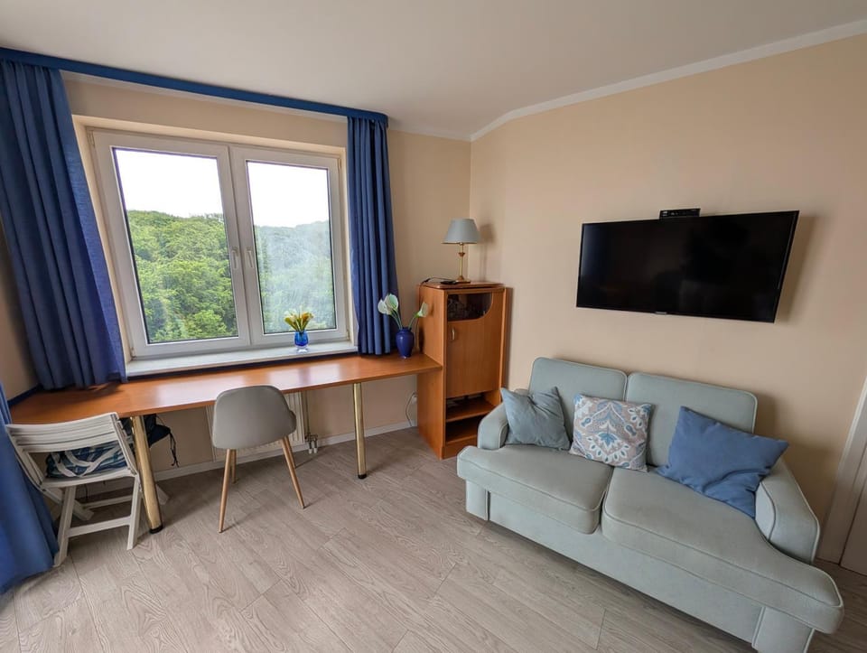 Seating area, Mountain view