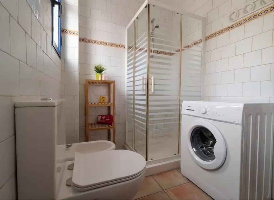 Shower, Bathroom, washing machine
