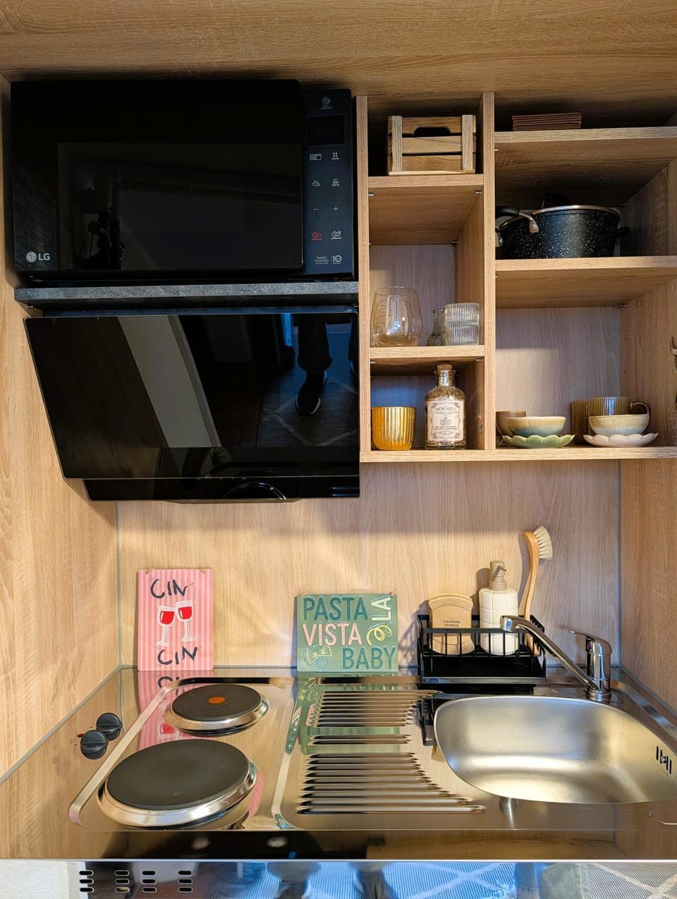 Kitchen or kitchenette