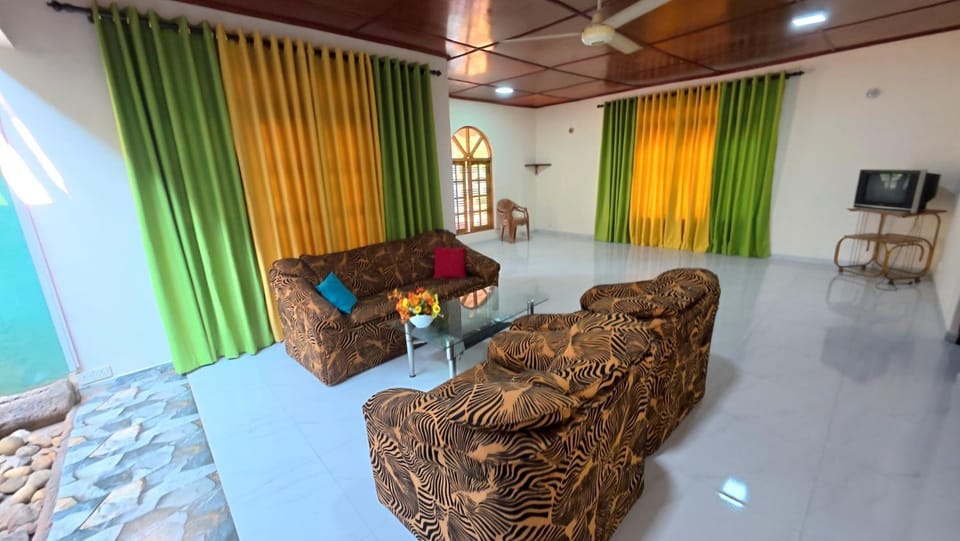 Diws Holiday Bungalow House in Sri Lanka