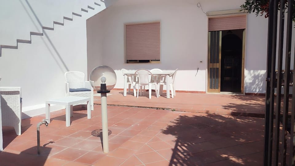 Property building, Garden