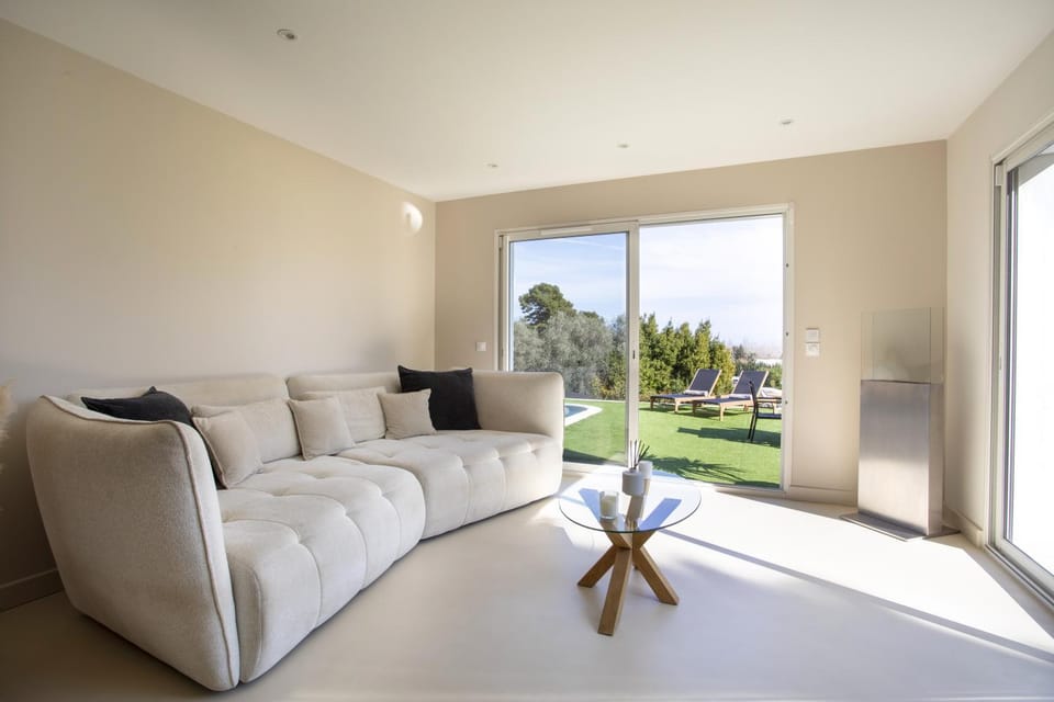 Villa Lecko House avec Piscine Villa in Antibes