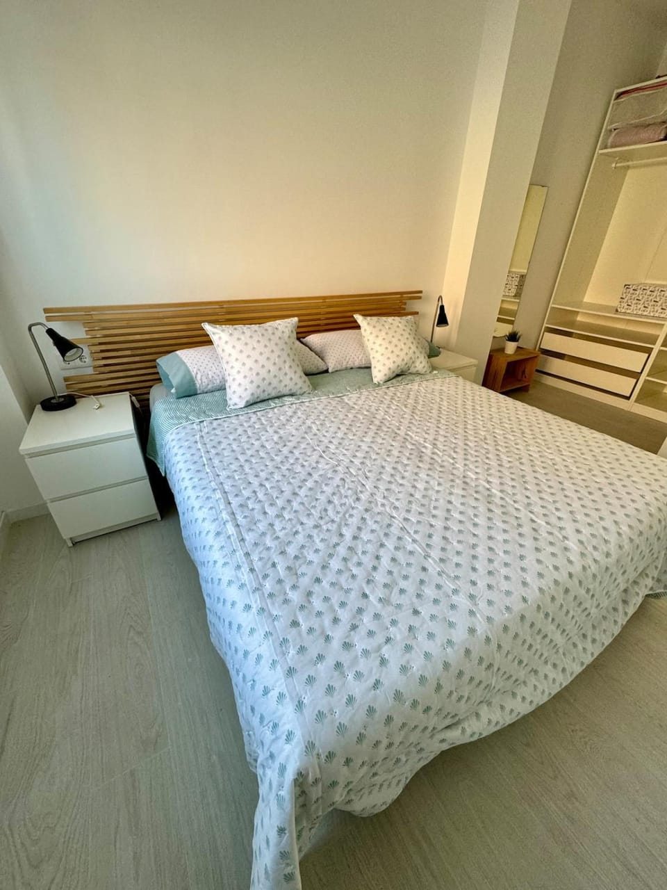 6 Personas Oceanografic Ciencias Roig Arena Apartment in Valencia