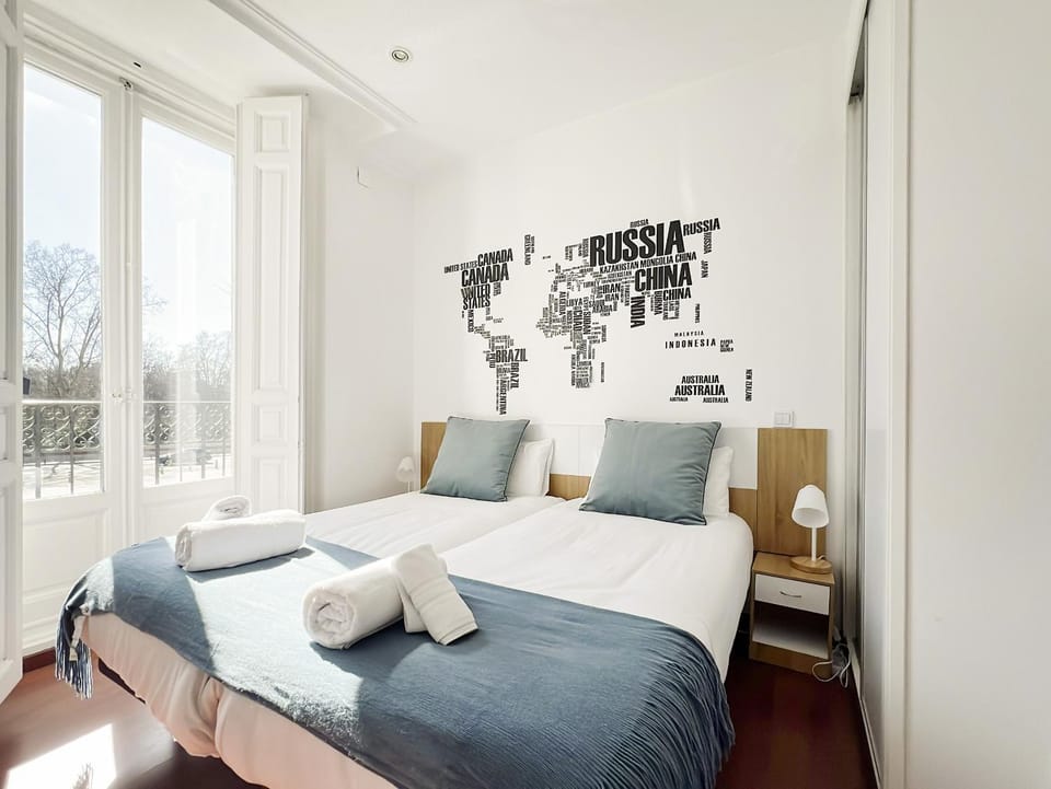 Apartamento exclusivo para 2 con vistas al Retiro Apartment in Madrid