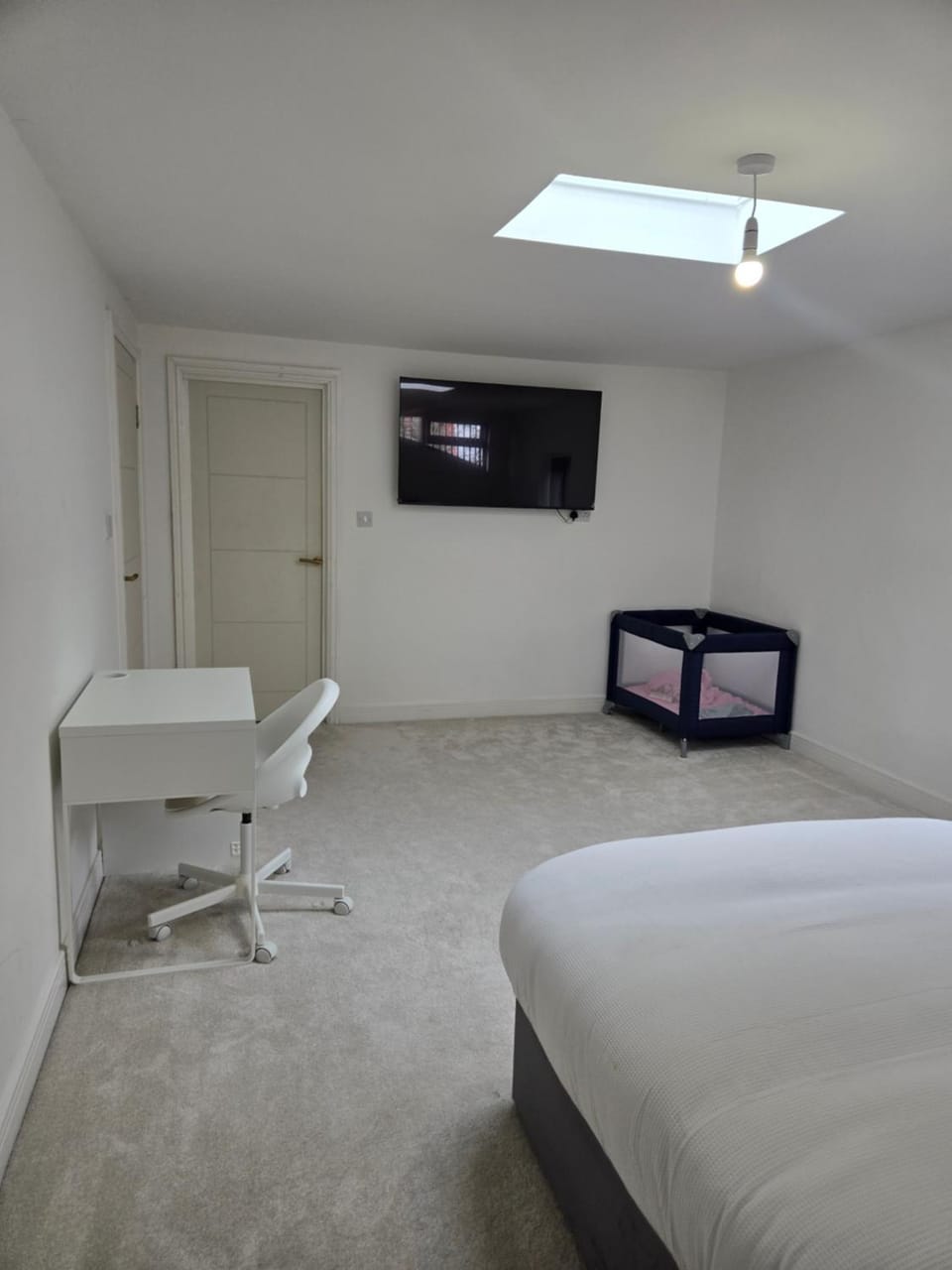 Glams luxury home Hotel in Wolverhampton