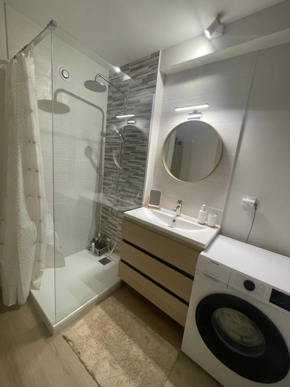Appartement T2 Tram direct Circuit 24H Apartment in Le Mans