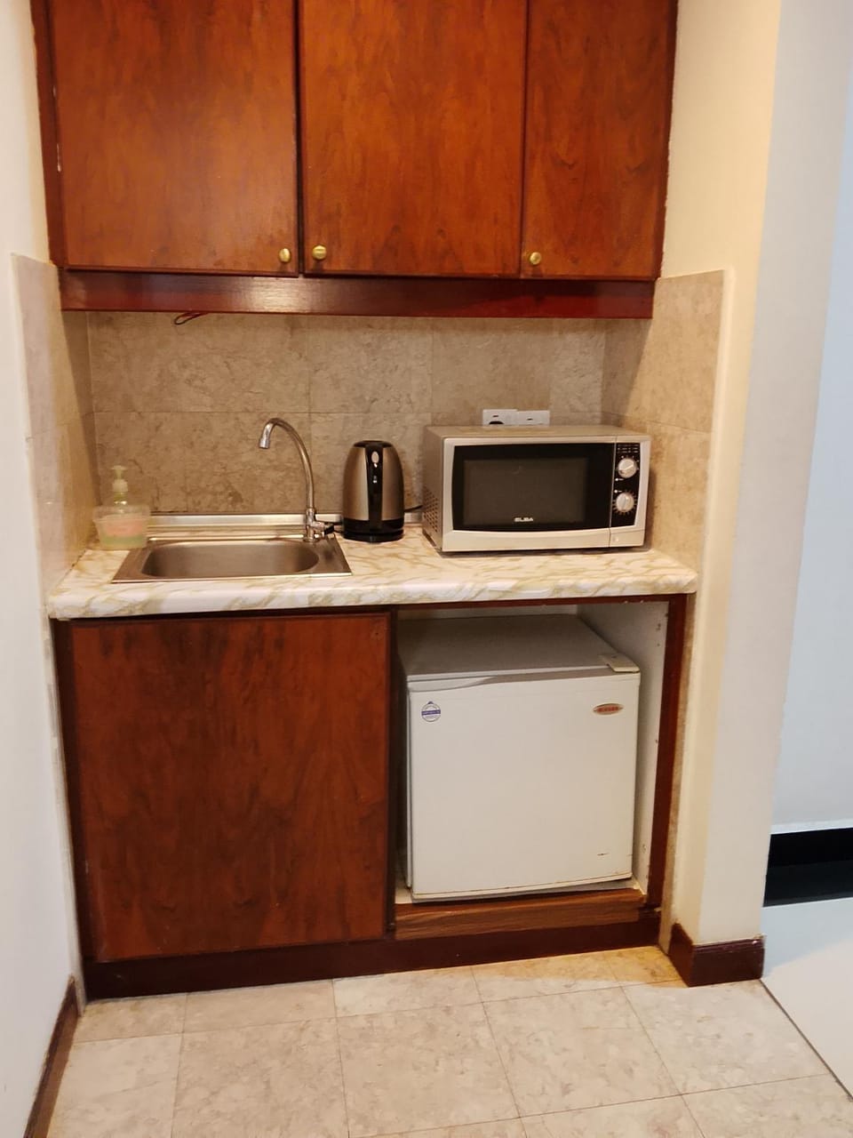 Kitchen or kitchenette