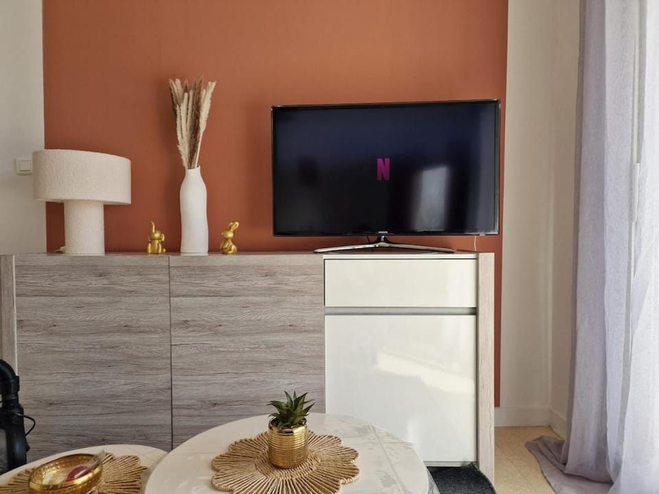 LES FORGES Apartment in Séné