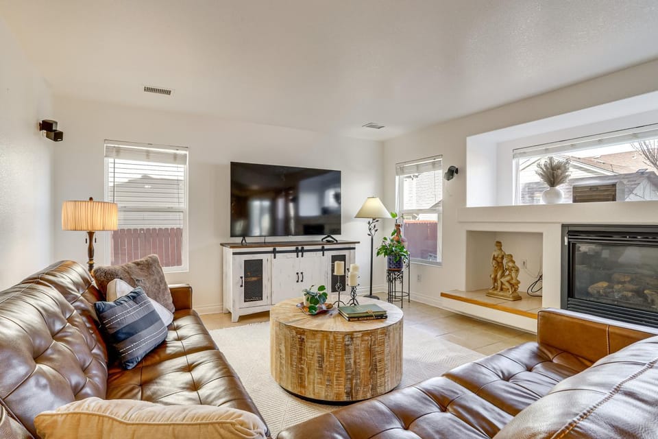 9 Mi to DIA: Group Getaway w/ Easy Denver Access House in Commerce City