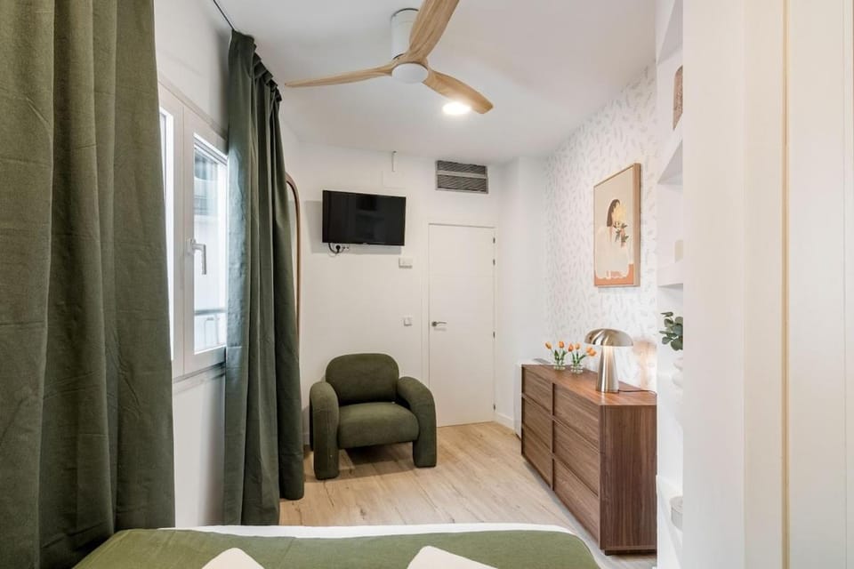 Villanueva Central Loft Apartment in Madrid
