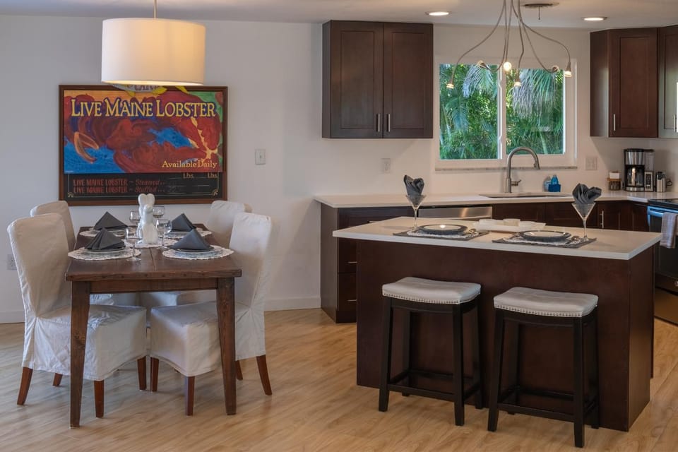 Southgate 2 Bedroom Retreat House in Sarasota