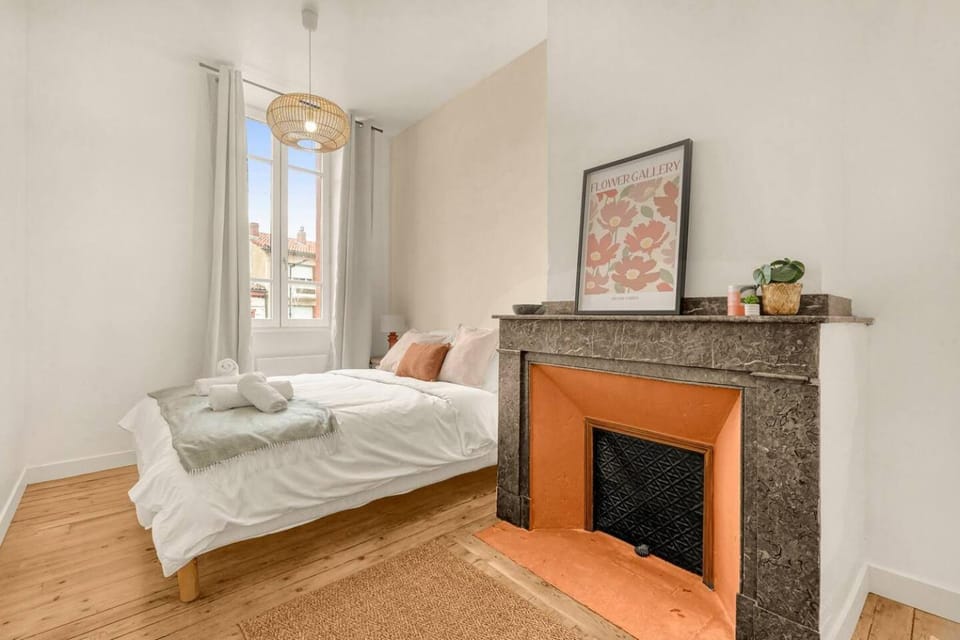 Charme Toulouse en centre-ville - Proche Métro Apartment in Toulouse
