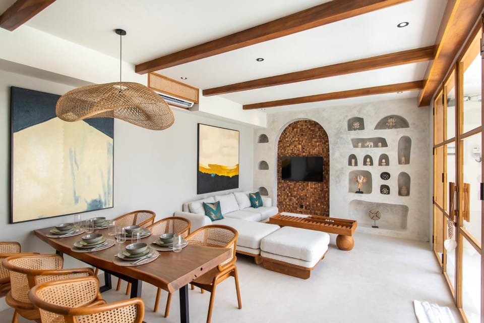 Casa Elevé & Mederra - 3BR Designer Villas Villa in North Kuta
