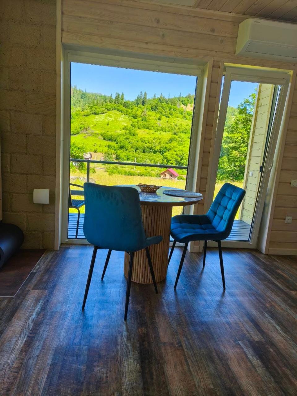 View (from property/room), Mountain view