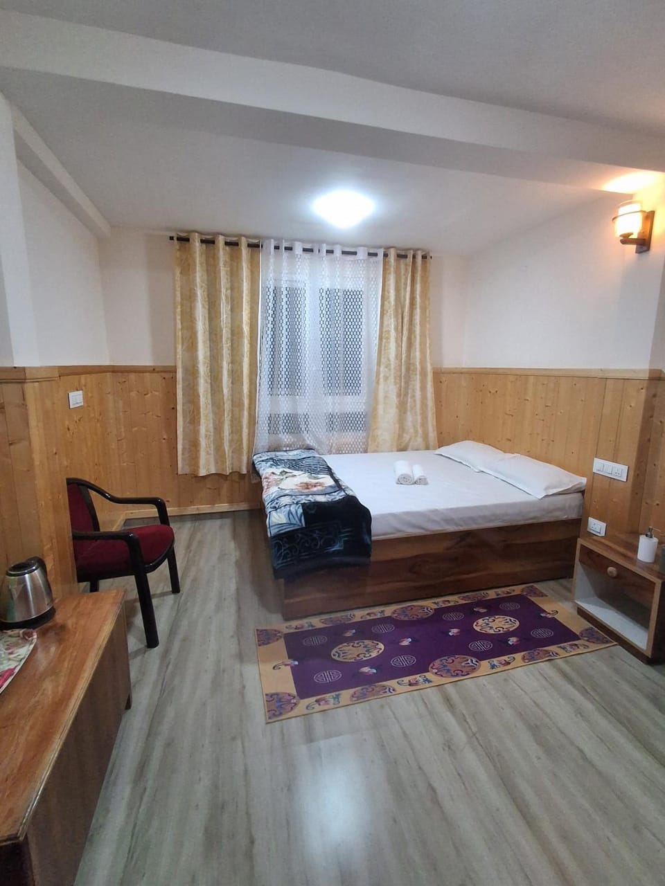 Shower, Toilet, Bathroom, Coffee/tea facilities, View (from property/room), Bedroom, Mountain view, Meals, towels