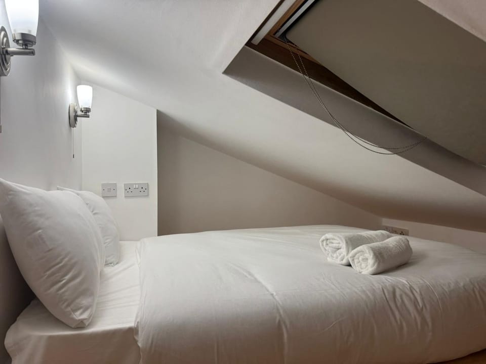Bright Hyde Paddington Studio - sleeps 3 Apartment in City of Westminster