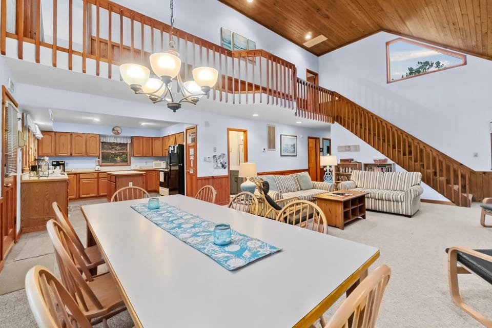 1215 - Corolla Hideaway House in Corolla