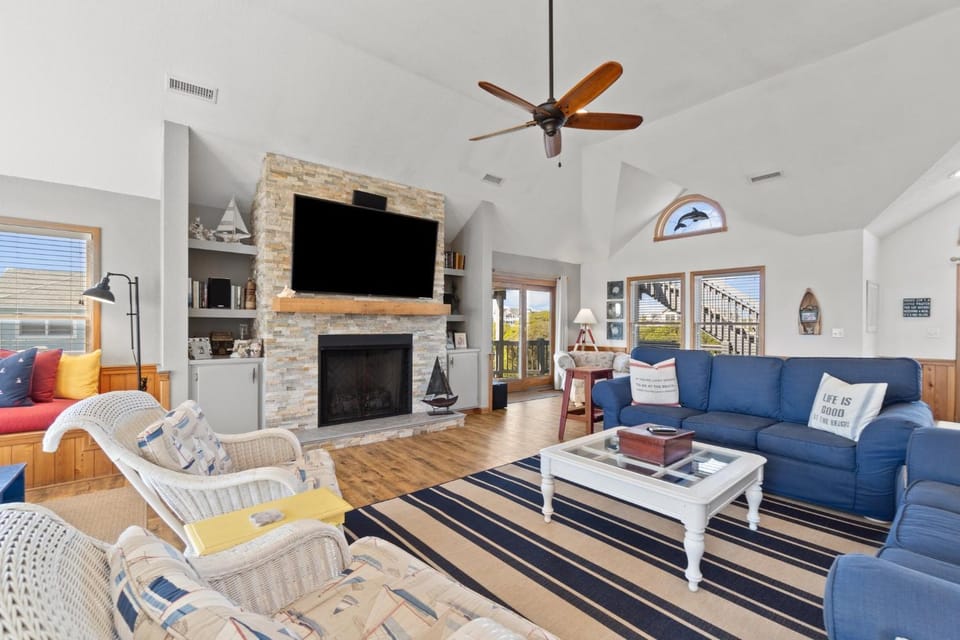 1399 - Ocean's Grace House in Corolla
