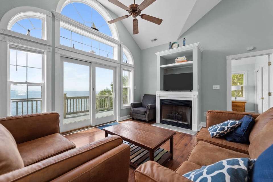 1535 - Captain Jack's House in Corolla