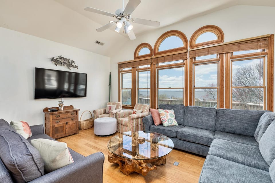 1559 - Sound Retreat House in Corolla