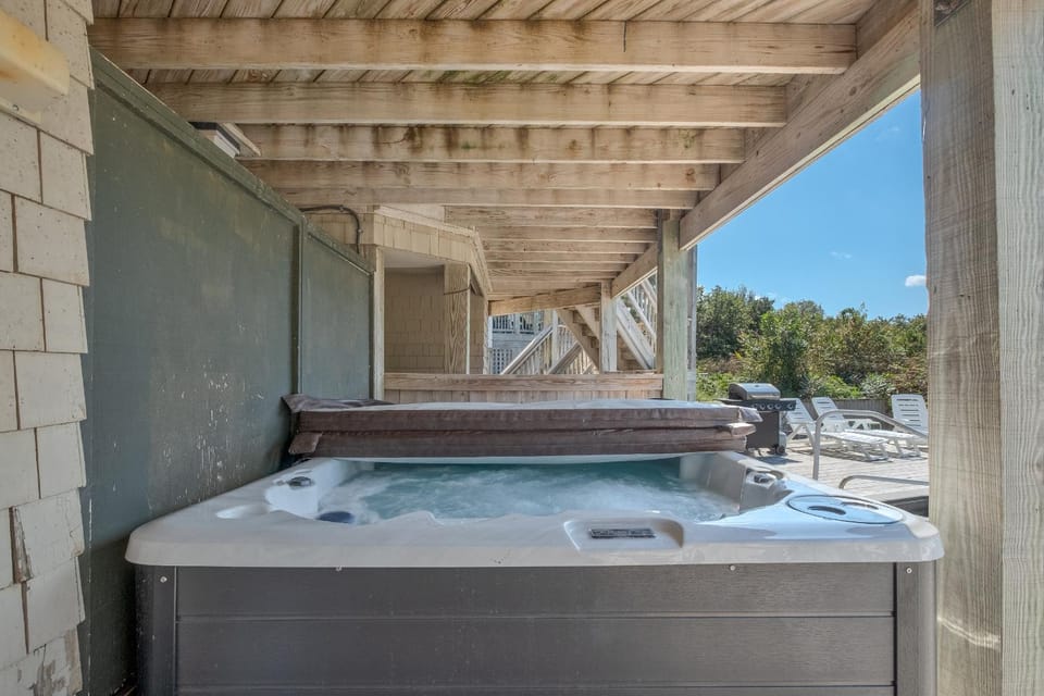 1559 - Sound Retreat House in Corolla