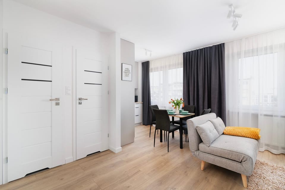 EASY RENT- Paganiniego 33, Two Bedrooms, 24h Check-in Apartment in Masovian Voivodeship