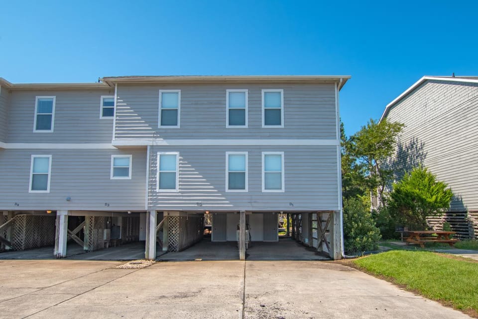 1829 - Sea Escape House in Corolla