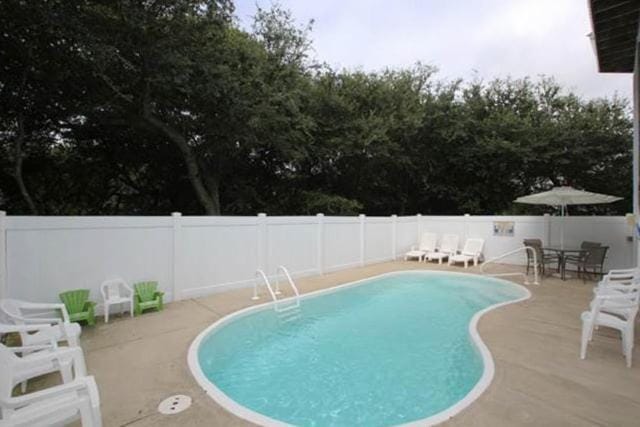 2512 - Duck Dunes House in Port Trinitie