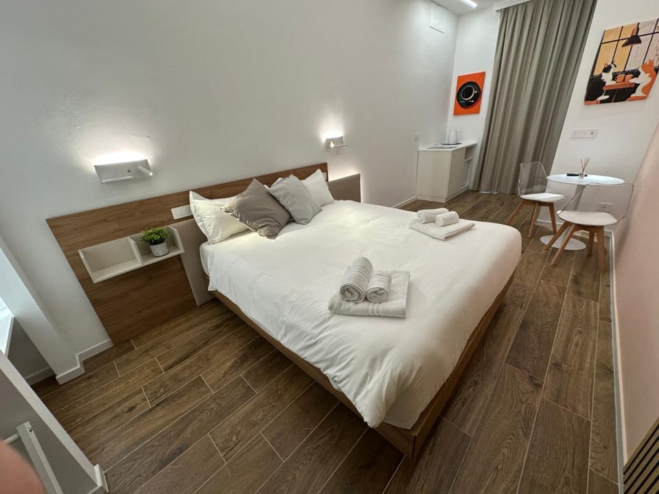 Alloggio degli Eroi by LocazioniOK Apartment in Mola di Bari