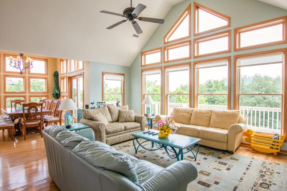 4251 - Top of the World House in Duck