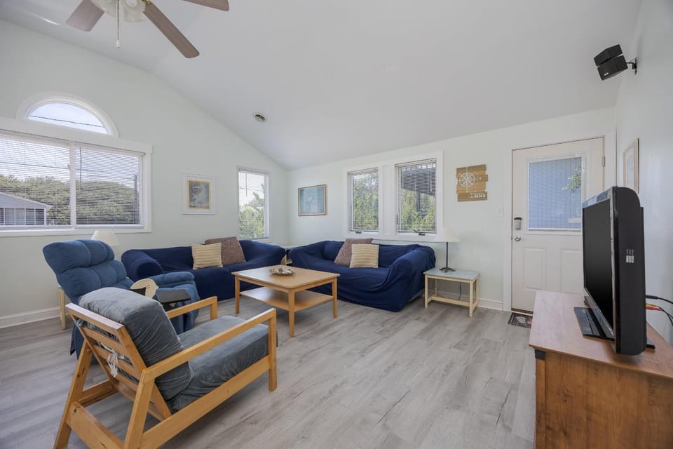 5415 - Liberty Call House in Nags Head