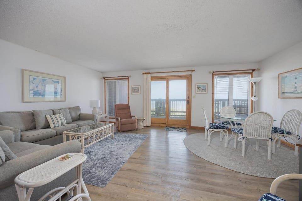5601 - Gardiners Heron Cove House in Nags Head