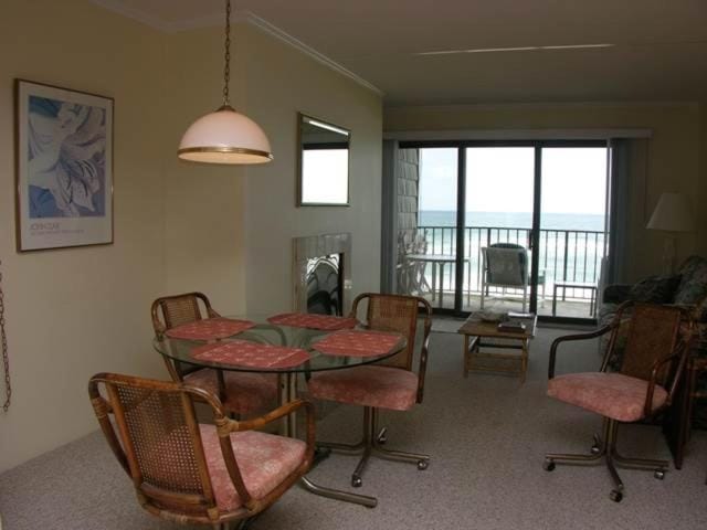 5693 - Jarvis House in Nags Head