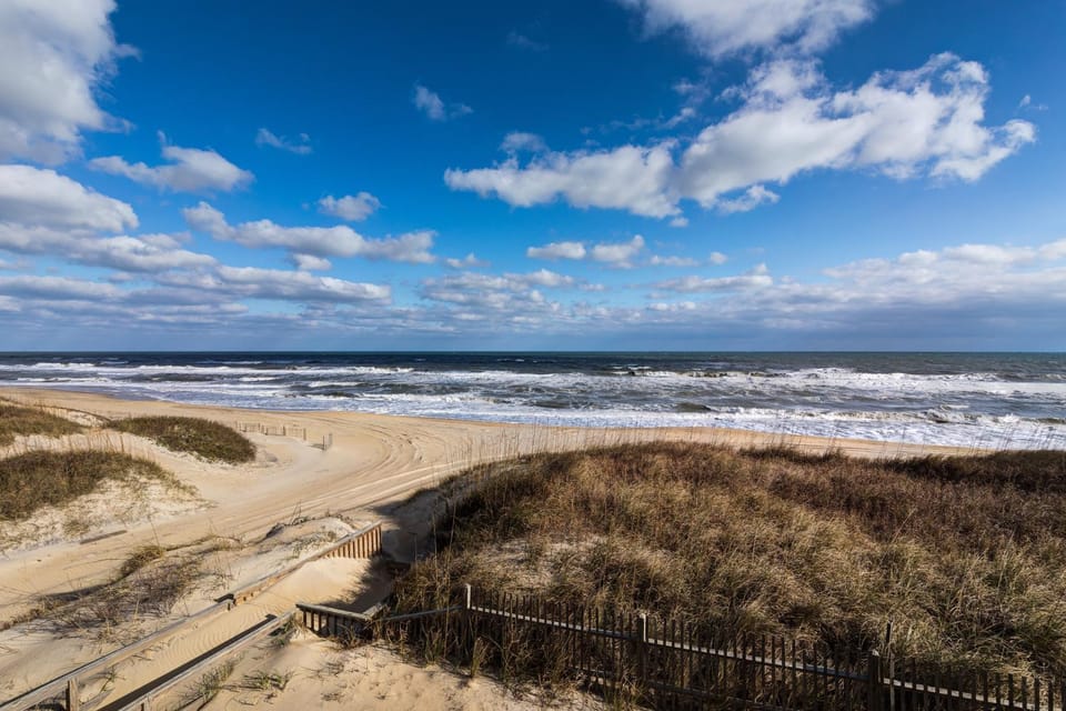 5695 - Pelican's Perch House in Nags Head
