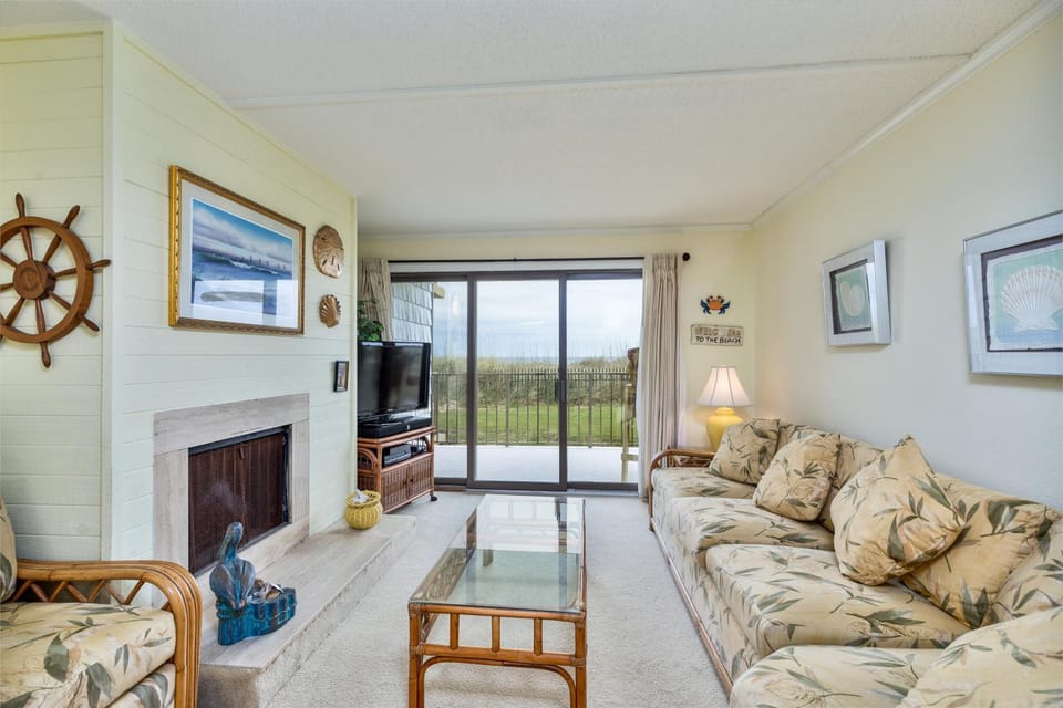 5695 - Pelican's Perch House in Nags Head