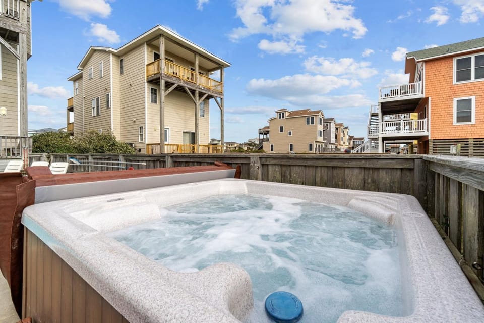 5708 - Seafari House in Nags Head