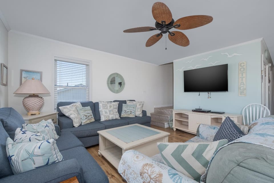 5767 - Rose Cottage House in Nags Head