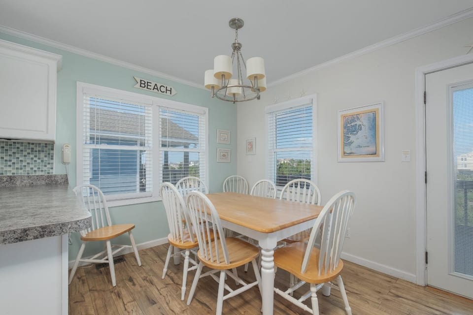 5767 - Rose Cottage House in Nags Head