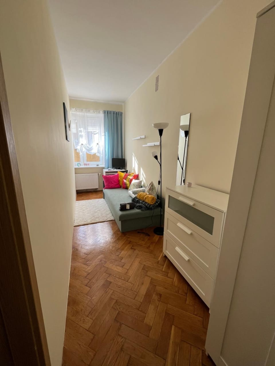Pokój przy Targach Poznańskich nr 1 ,łóżko długość 190cm Vacation rental in Poznan