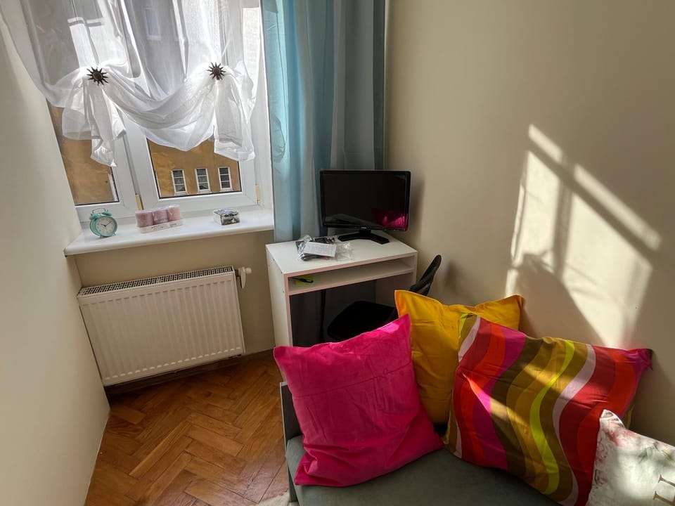 Pokój przy Targach Poznańskich nr 1 ,łóżko długość 190cm Vacation rental in Poznan