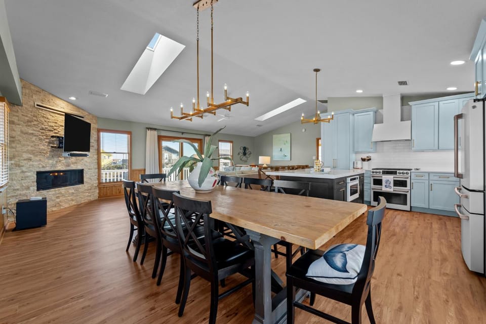 6284 - Barker's Jewel House in Nags Head